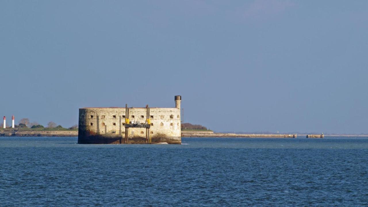 Les Amareyeurs - Ile D'Oleron - Maison Classee 3 Etoiles Avec Piscine - Clim - Velos Le Château-dʼOléron Exterior foto