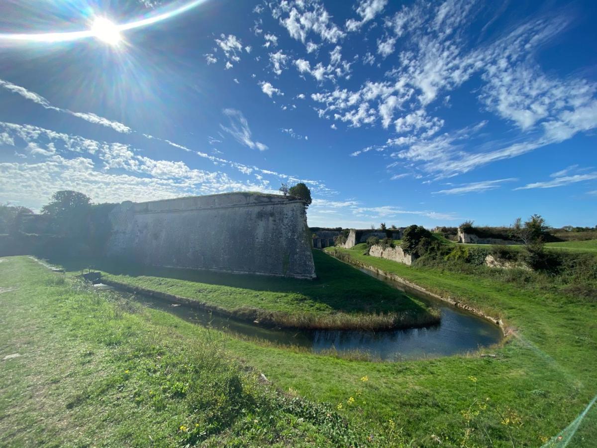 Les Amareyeurs - Ile D'Oleron - Maison Classee 3 Etoiles Avec Piscine - Clim - Velos Le Château-dʼOléron Exterior foto